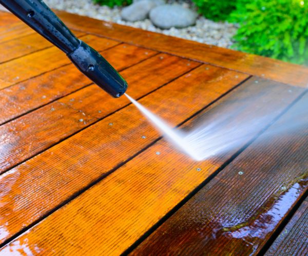 Deck Pressure Washing Sippy Downs